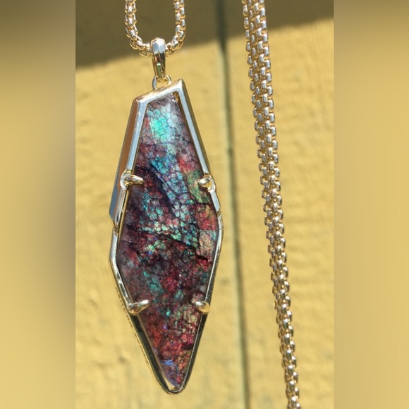 Kendra Scott Beatrice Necklace - Picture 9 of 11